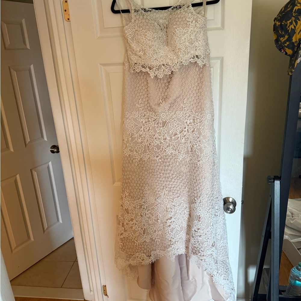 Elegant Lace Overlay two piece Wedding Dress - Picture 2 of 7